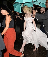 totallyelle-candid-2018-05-03-arriving-at-tiffany-007.jpg