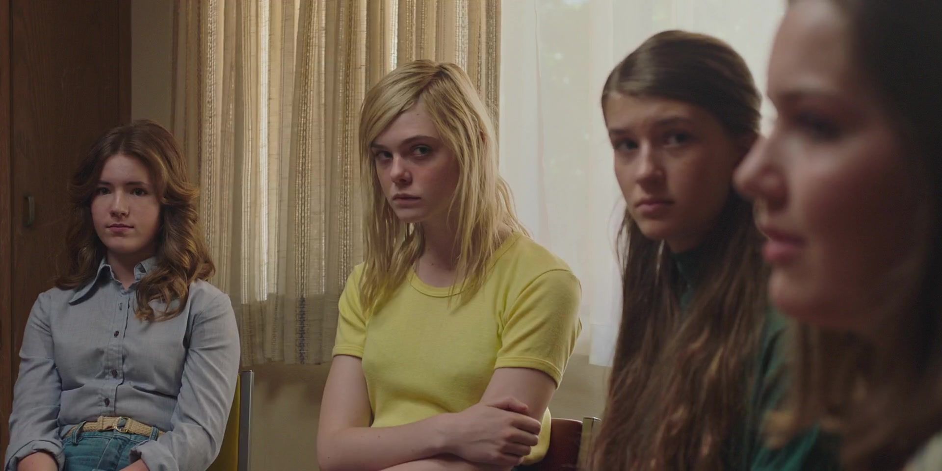 totallyelle-20thcenturywomen-screencaptures-001.jpg