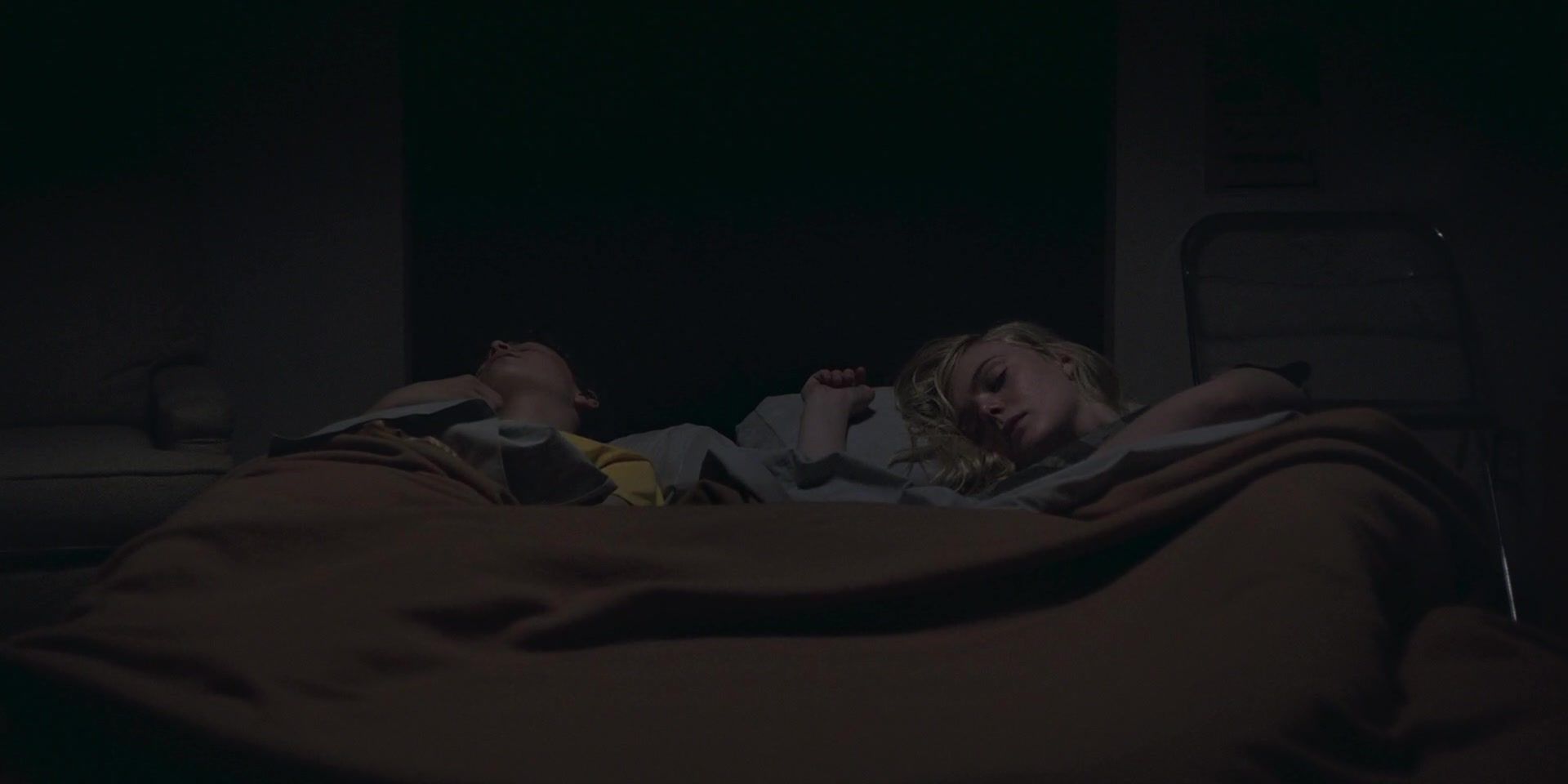 totallyelle-20thcenturywomen-screencaptures-078.jpg