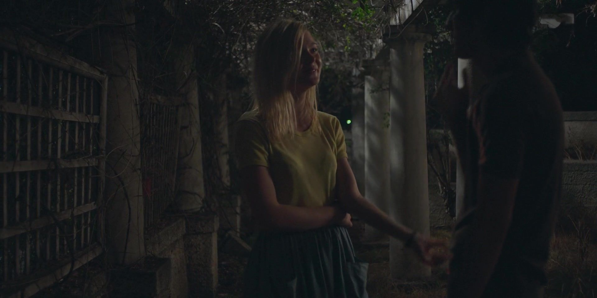 totallyelle-20thcenturywomen-screencaptures-116.jpg