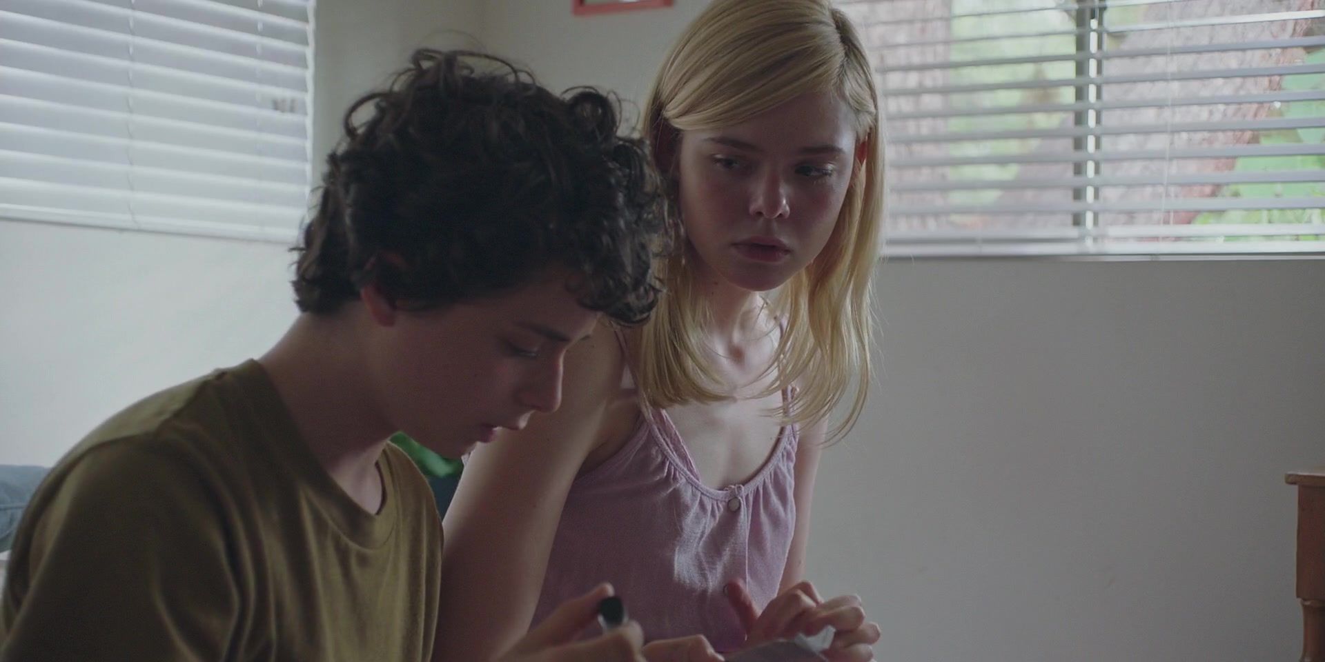 totallyelle-20thcenturywomen-screencaptures-166.jpg