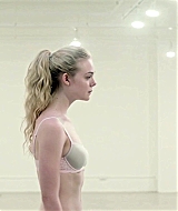 totallyelle-theneondemon-screencaptures-171.jpg
