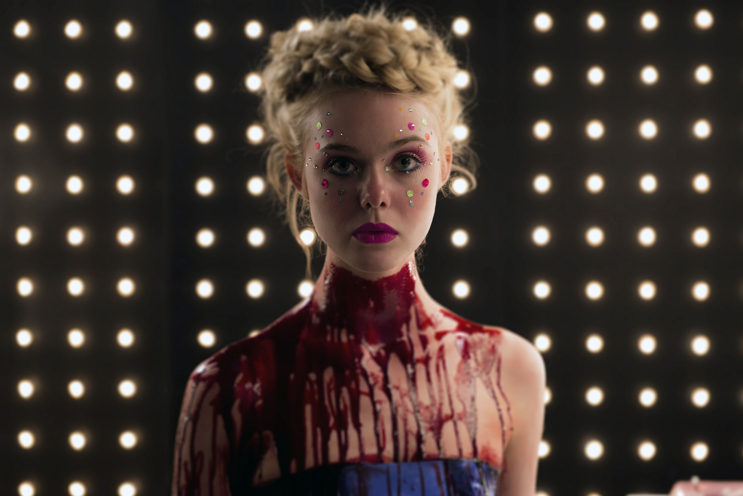 totallyelle_films_neondemon_stills003.jpg