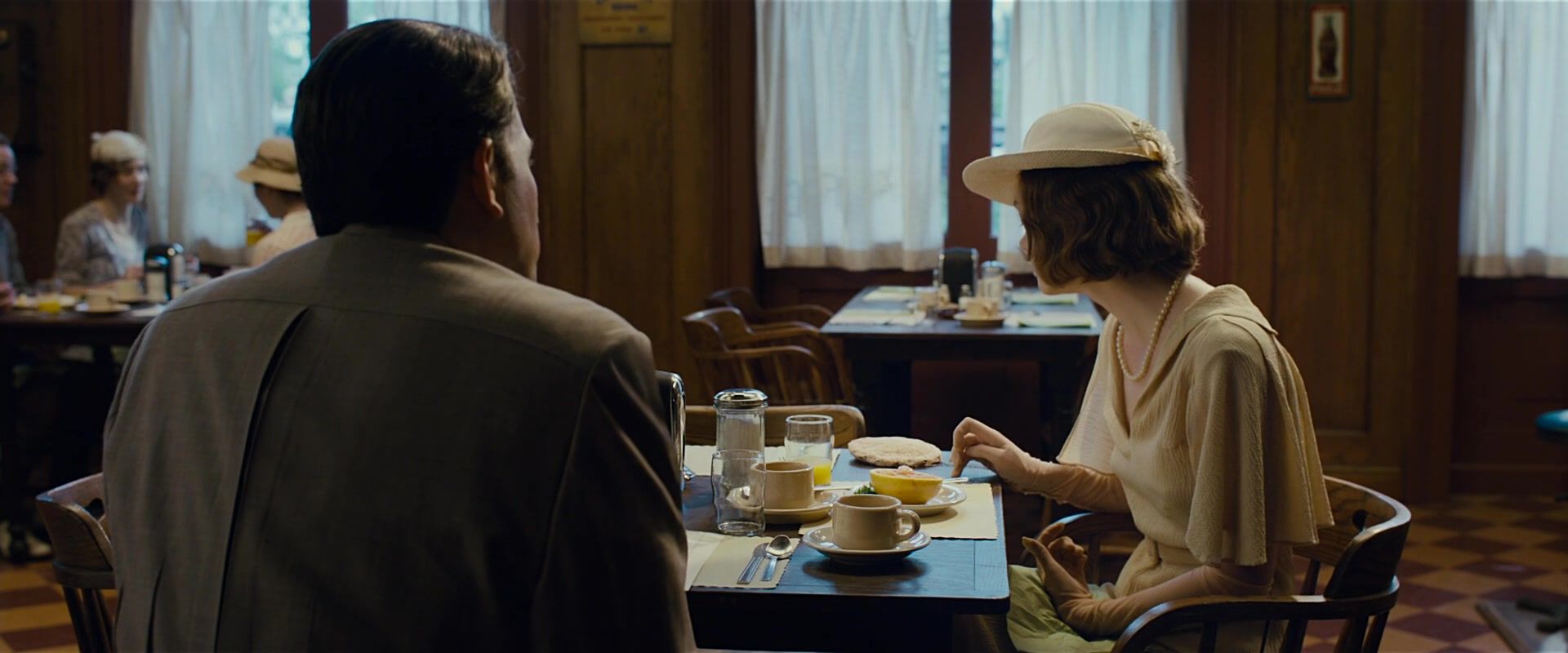totallyelle-livebynight-screencaptures-111.jpg