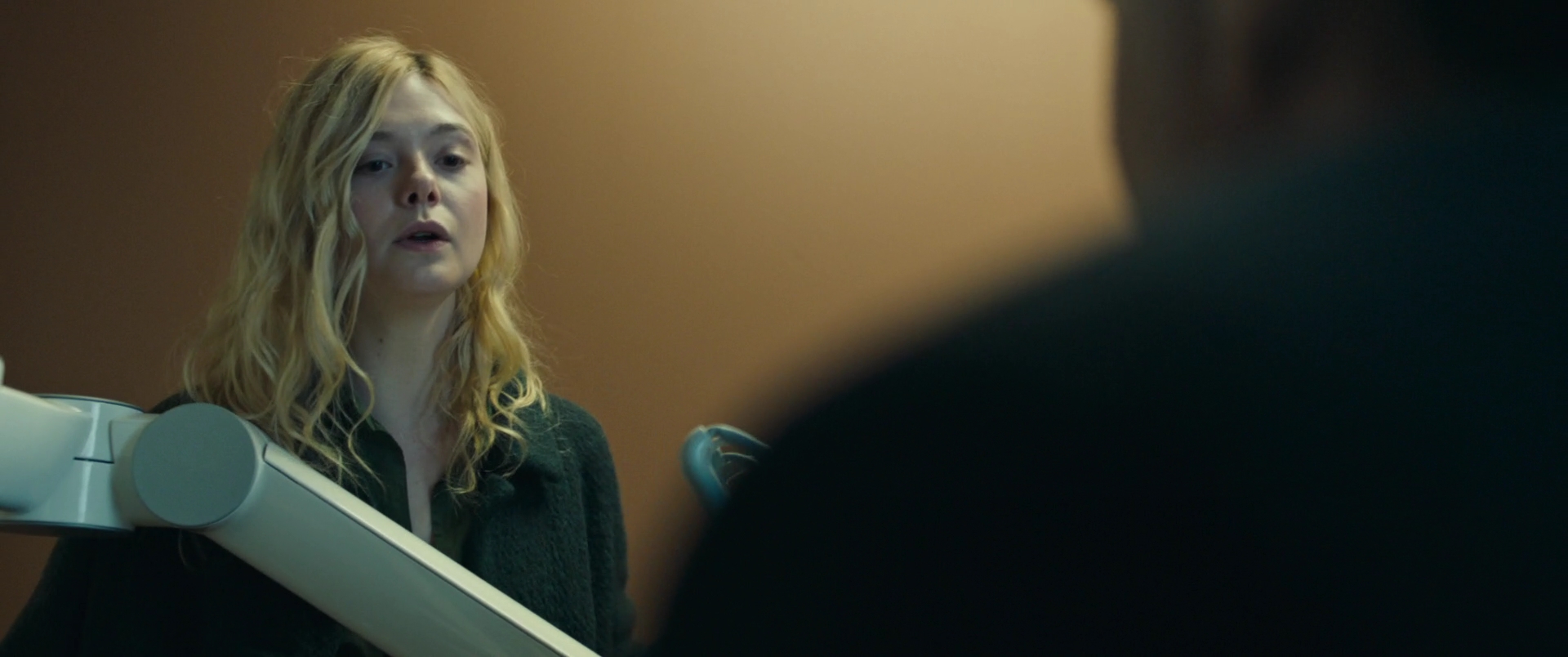 totallyelle-theroadsnottaken-moviescreencaptures-00334.jpg