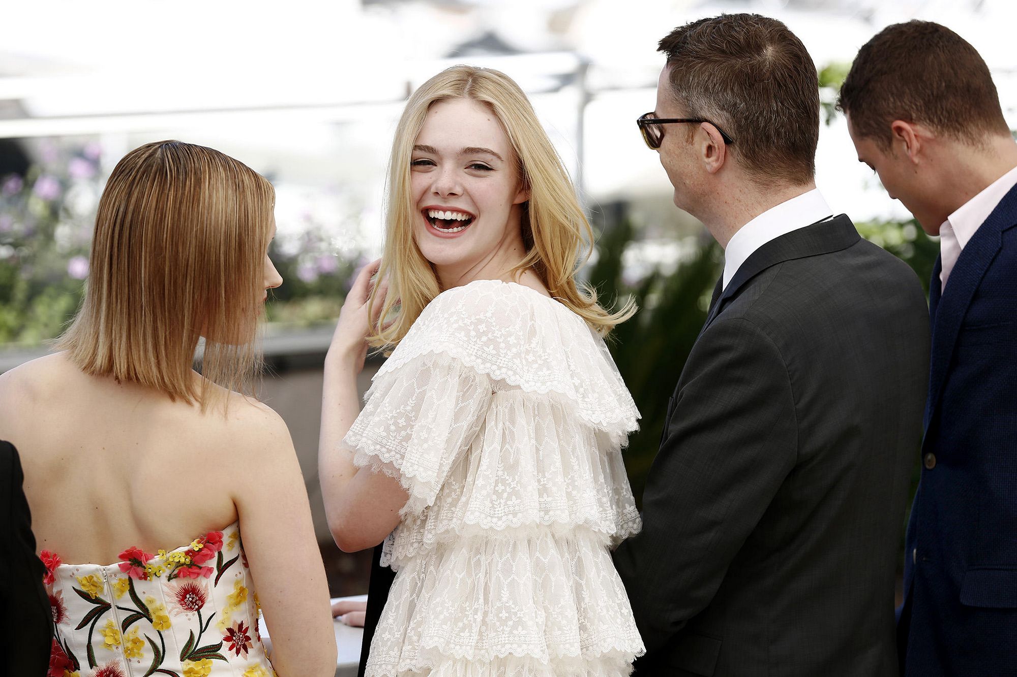 totally-elle-2016-neon-demon-cannes-photocall-005.jpg