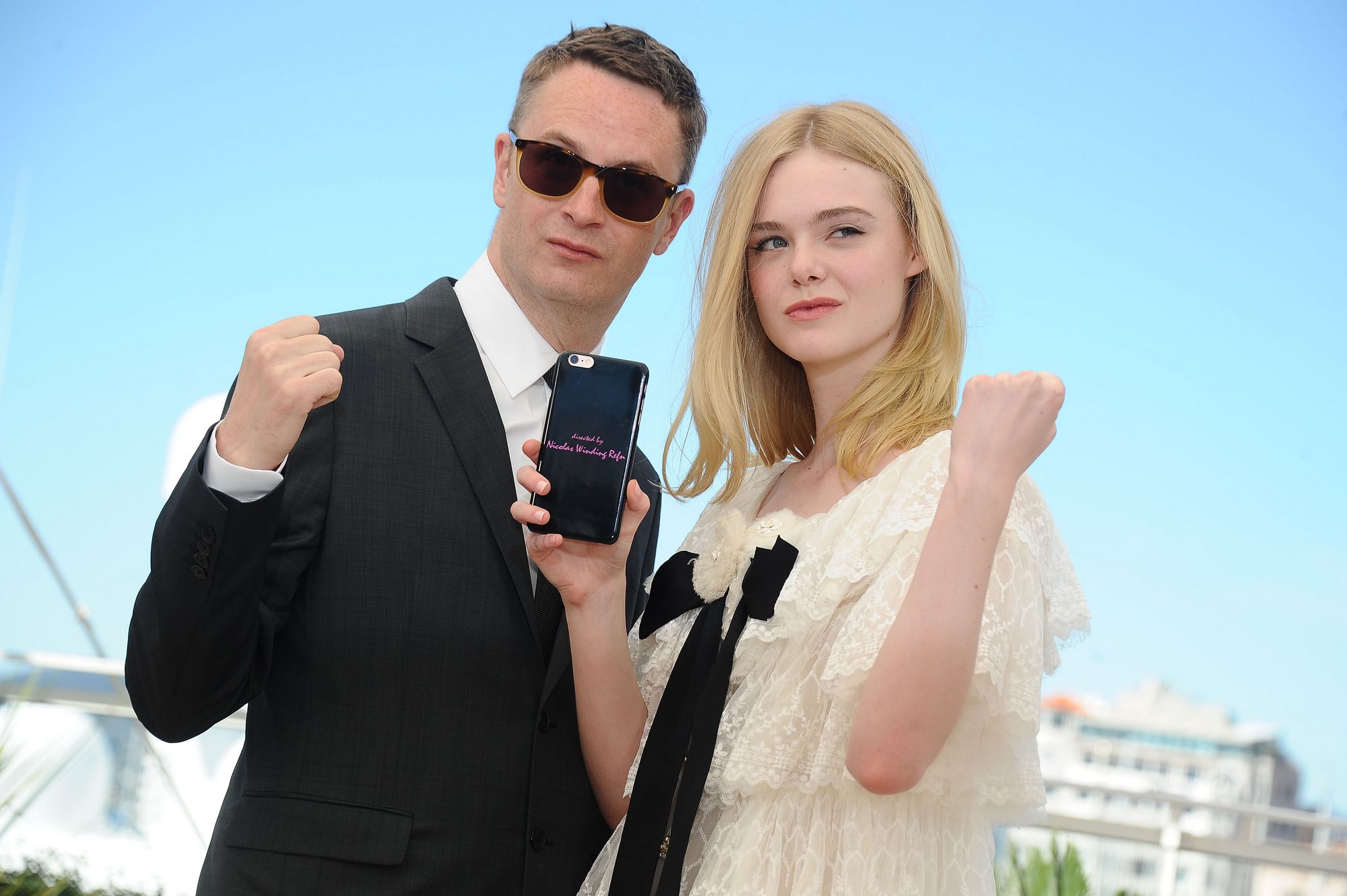 totally-elle-2016-neon-demon-cannes-photocall-266.jpg