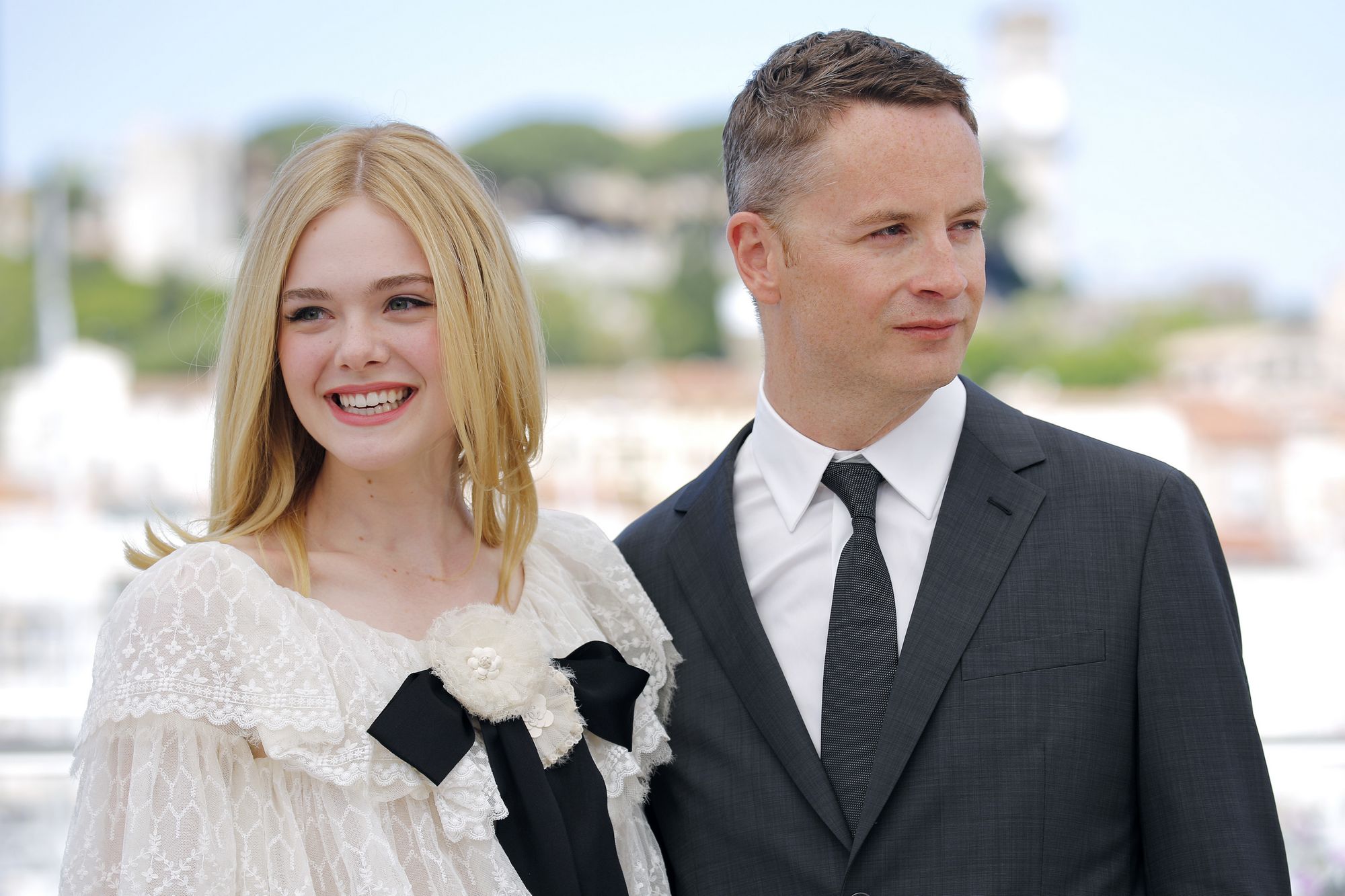 totally-elle-2016-neon-demon-cannes-photocall-285.jpg