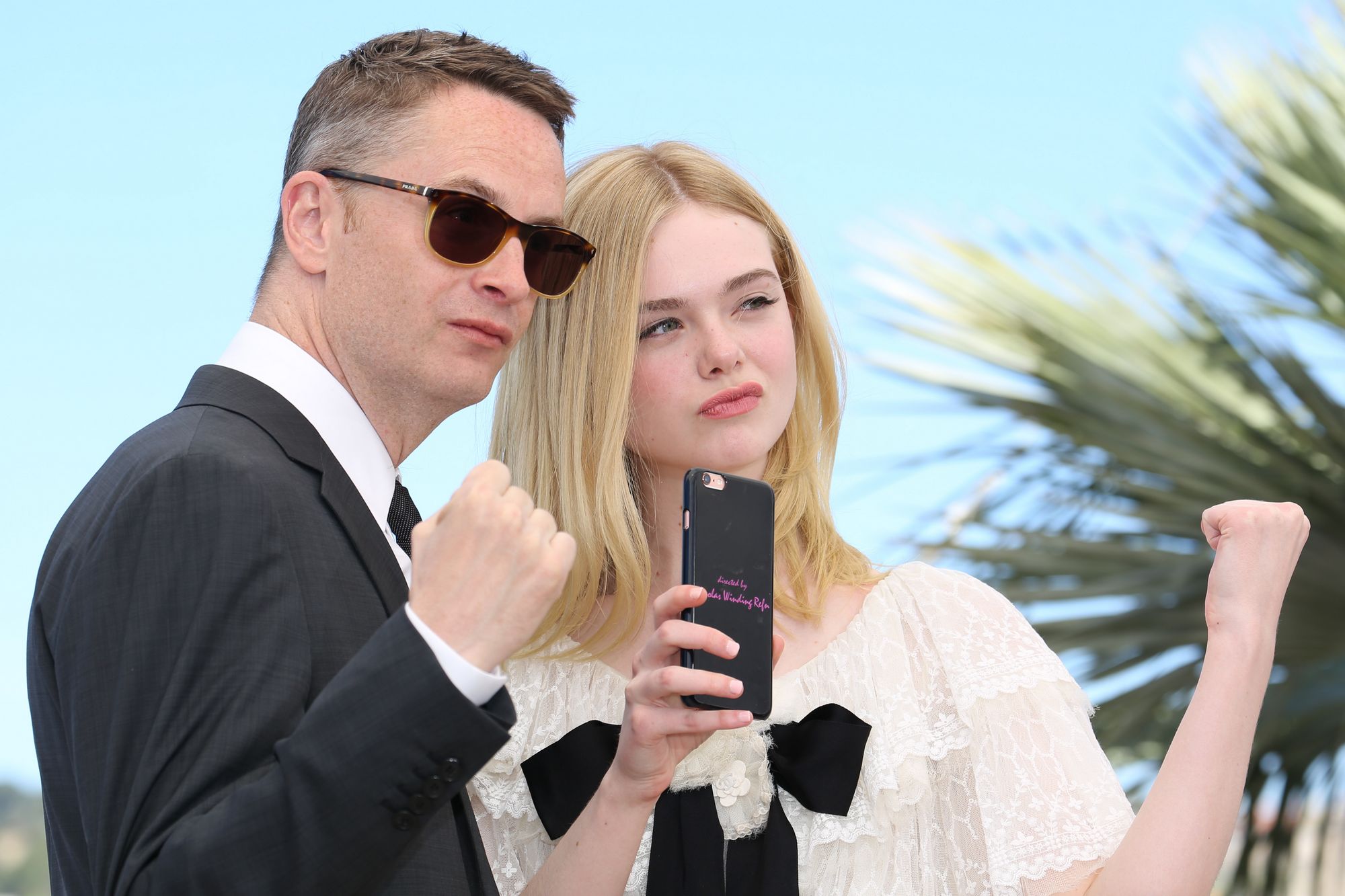 totally-elle-2016-neon-demon-cannes-photocall-456.jpg