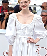 totallyelle-2017-05-23-thebeguiled-photocall-cannes-231.jpg