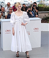 totallyelle-2017-05-23-thebeguiled-photocall-cannes-428.jpg