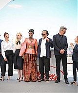 totally_elle_cannes_photocall-0514__30.jpg