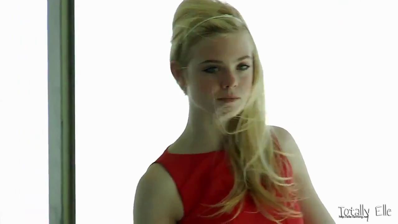 TeenVogueScreencaps0219.jpg