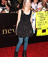 premieres_newmoon090.jpg