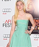 premieres_gingerandrosaafifest197.jpg