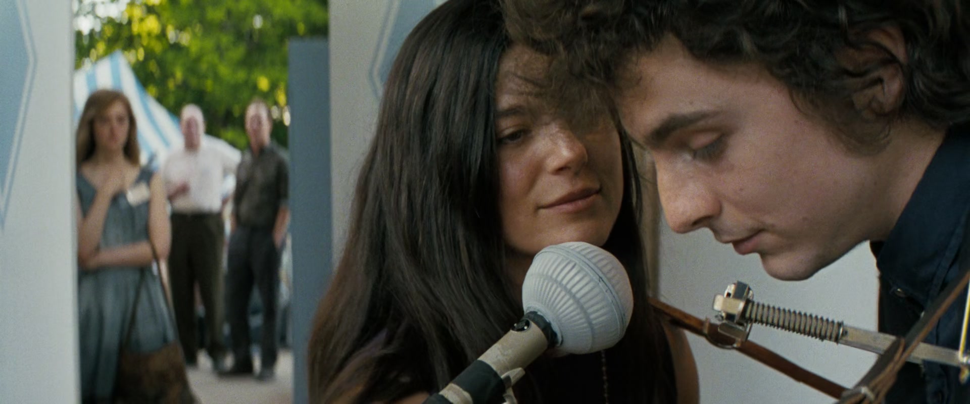 A_Complete_Unknown_2024_1080p_015079.jpg