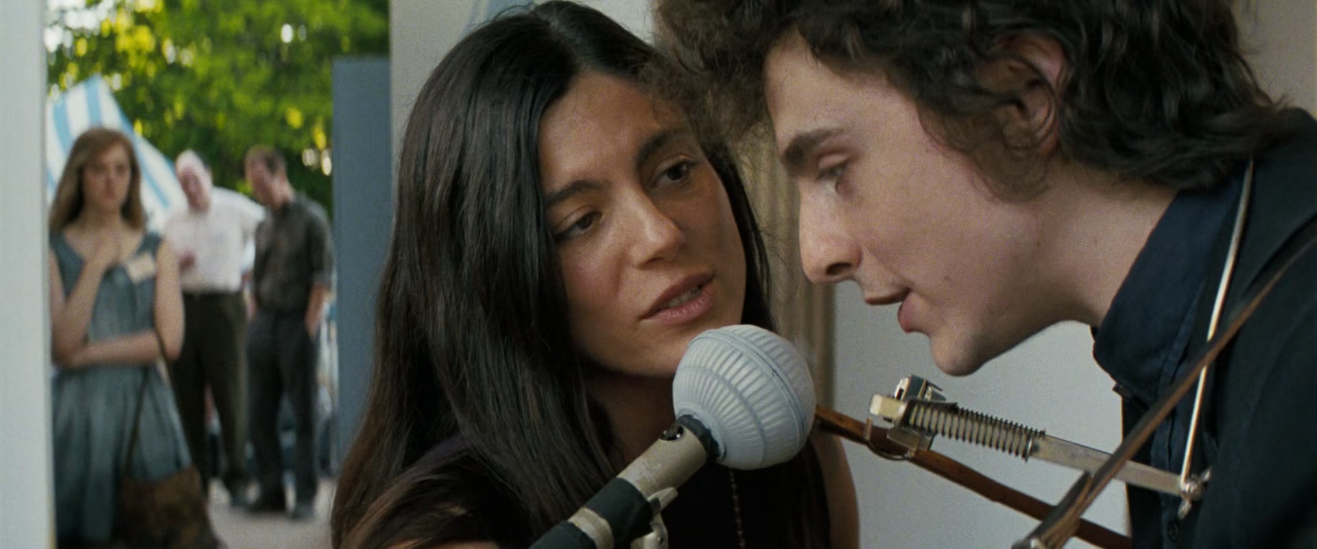 A_Complete_Unknown_2024_1080p_015084.jpg
